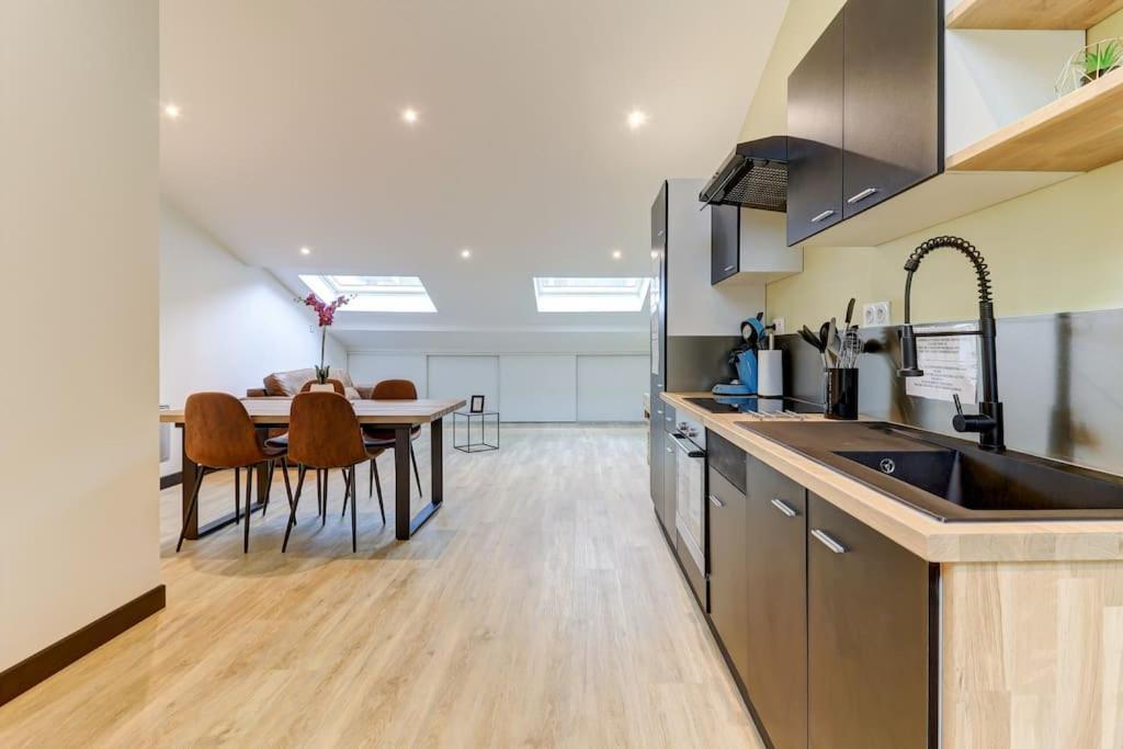La Cambuse Topdestination-Bourg - Centre Ville - Classe 3 Etoiles Ngoại thất bức ảnh